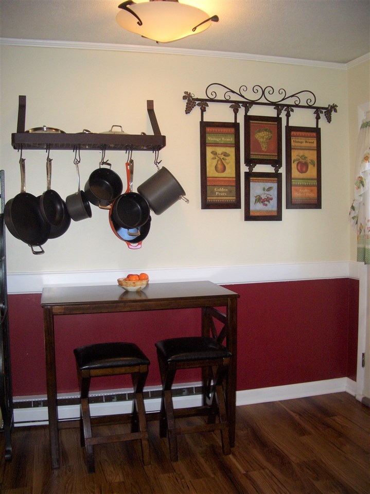 14 Phillips Street Rutland, VT 05701 - Photo 6 of 27