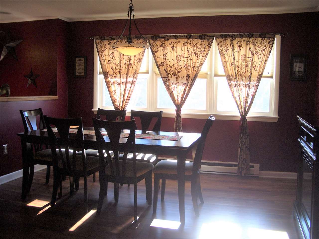 14 Phillips Street Rutland, VT 05701 - Photo 8 of 27