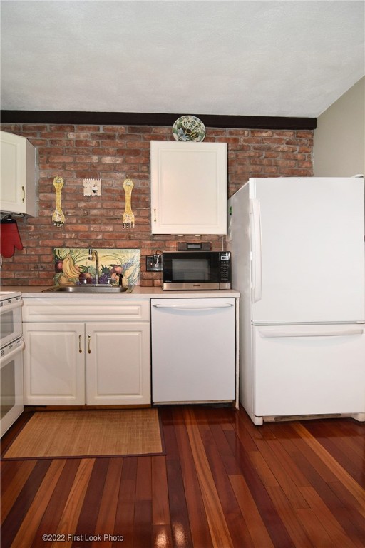 260 George Waterman Road, Unit 307 Johnston, RI 02919 - Photo 14 of 26