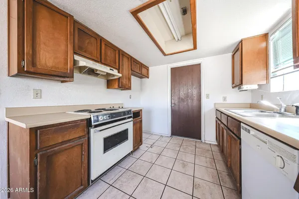 $339,000 | 120 West 14th Avenue, Apache Junction, AZ 85119