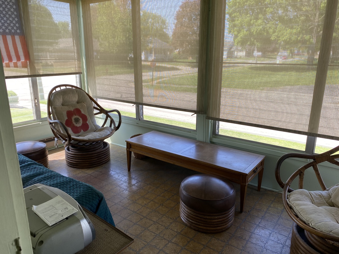 334 Clark Street Oglesby, IL 61348 - Photo 5 of 8 a room with wooden floor and a floor to ceiling window
