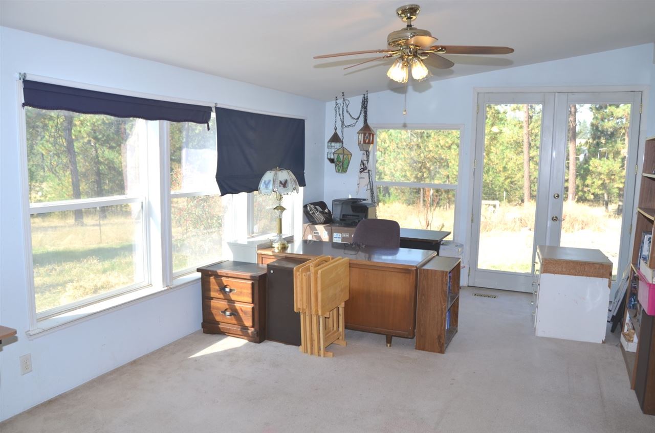 10112 South Soda Road Cheney, WA 99004 - Photo 13 of 20