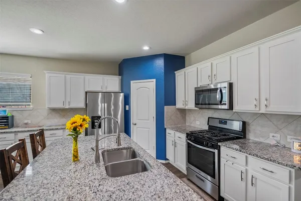 $388,800 | 15222 Dinnet Berm Drive, Humble, TX 77346