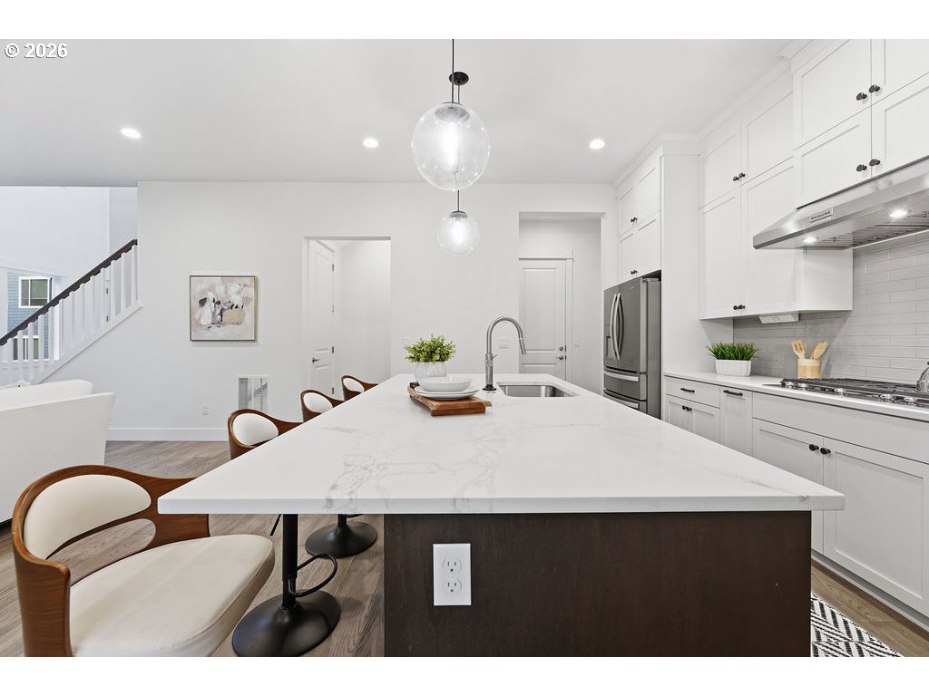 7741 Northwest Ladybug Place Portland, OR 97229 - Photo 13 of 47 Kitchen