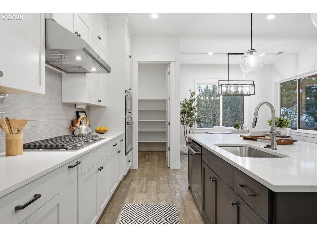 7741 Northwest Ladybug Place Portland, OR 97229 - Photo 17 of 47