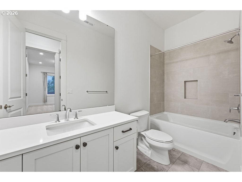 7741 Northwest Ladybug Place Portland, OR 97229 - Photo 39 of 47 Bathroom