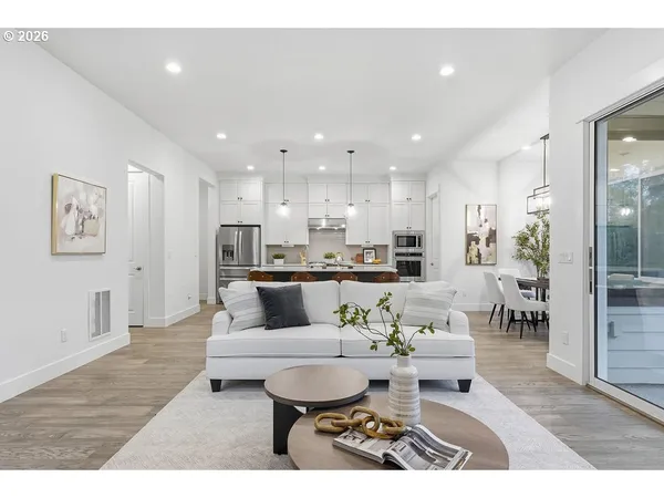 $1,275,000 | 7741 Northwest Ladybug Place, Portland, OR 97229