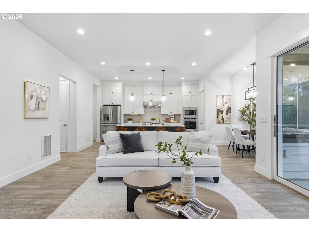 7741 Northwest Ladybug Place Portland, OR 97229 - Photo 6 of 47 Family Room