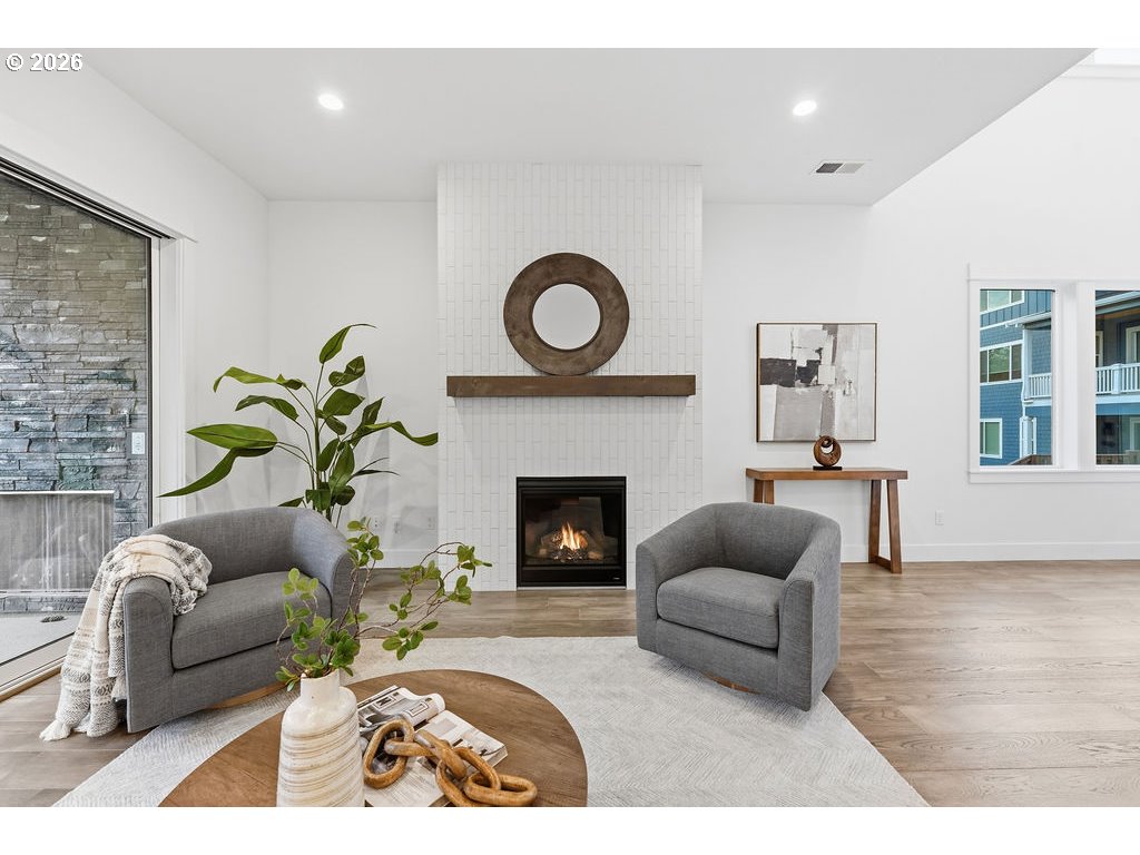 7741 Northwest Ladybug Place Portland, OR 97229 - Photo 10 of 47 Family Room