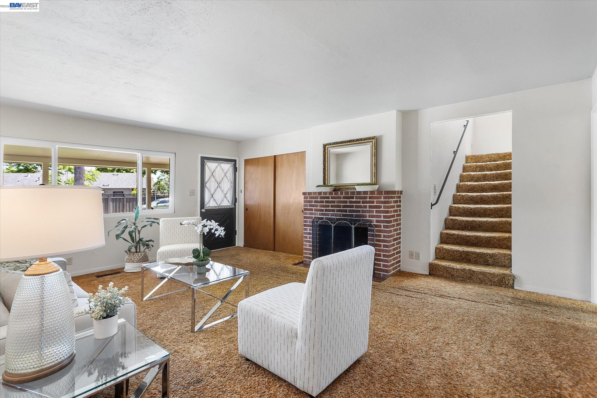 156 Mecartney Road Alameda, CA 94502 - Photo 6 of 67