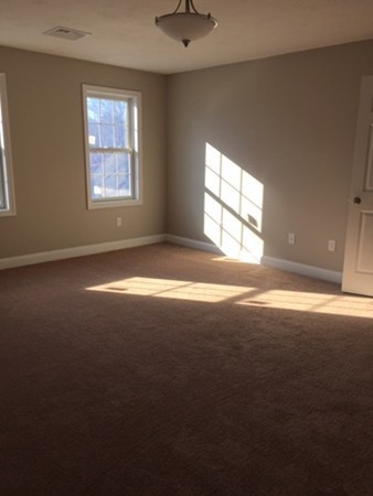 5 Cross Street Upton, MA 01568 - Photo 11 of 19 Gallery Image 11