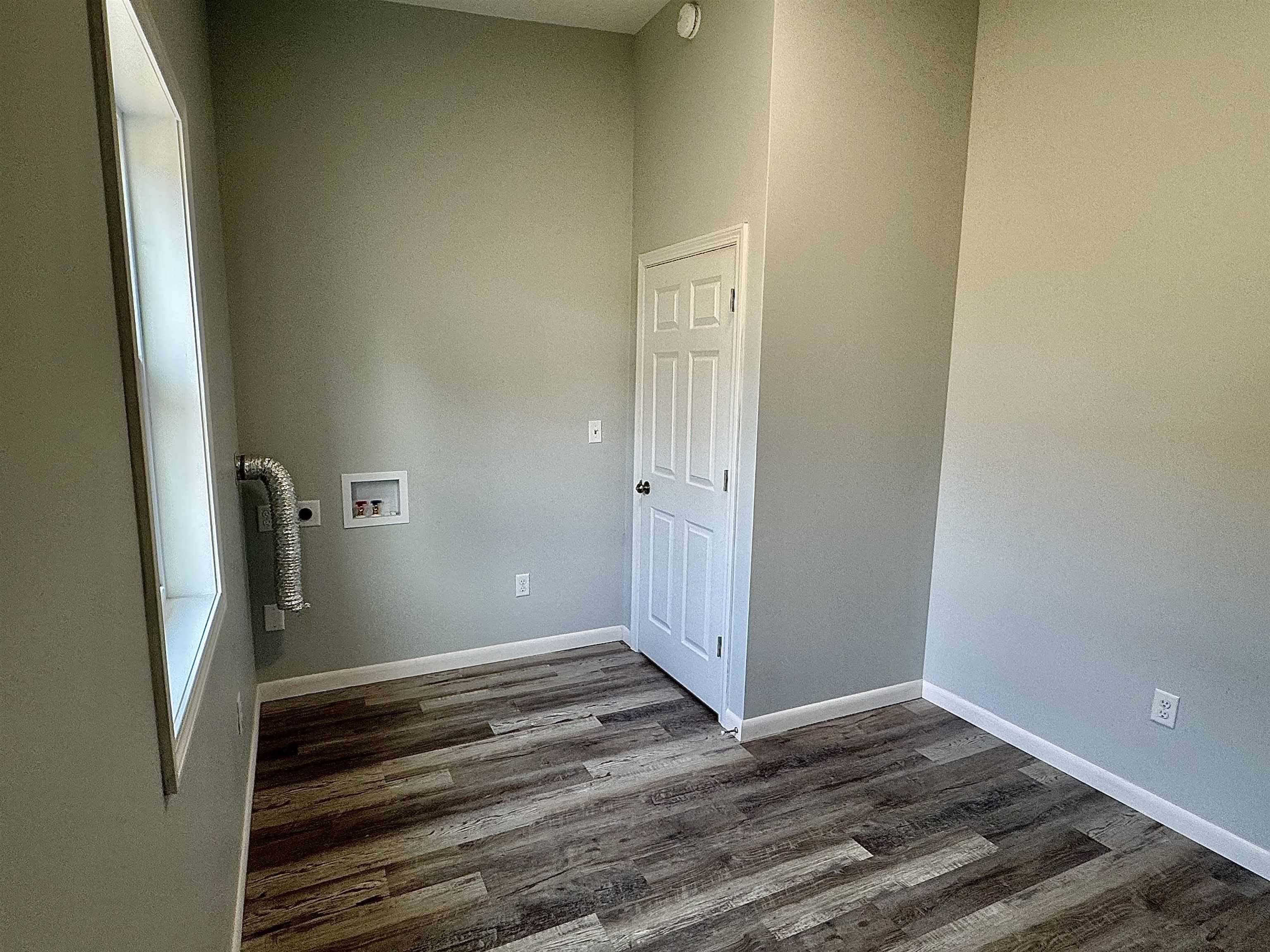 73 Pond Street Newport, VT 05855 - Photo 14 of 23