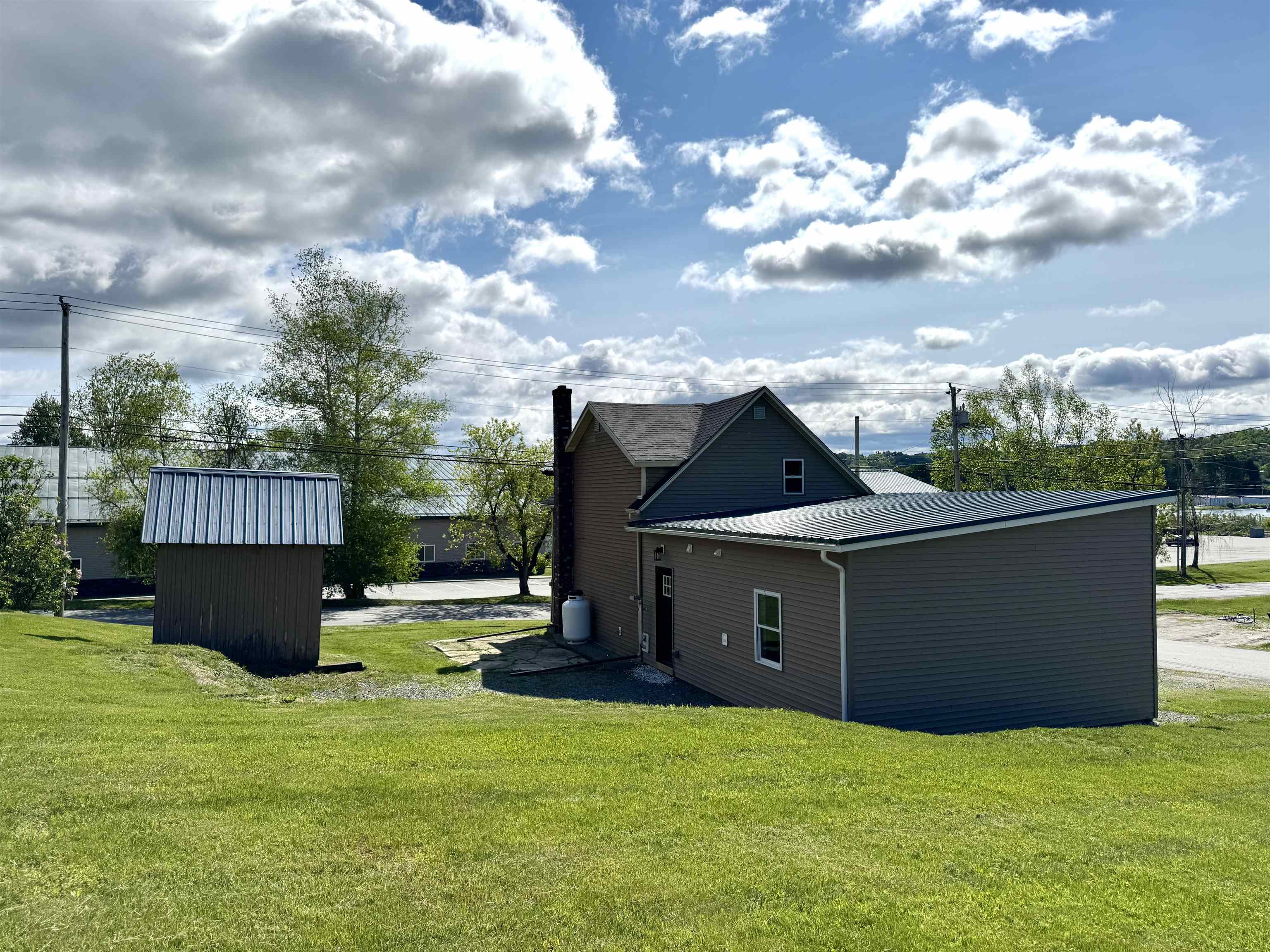 73 Pond Street Newport, VT 05855 - Photo 20 of 23