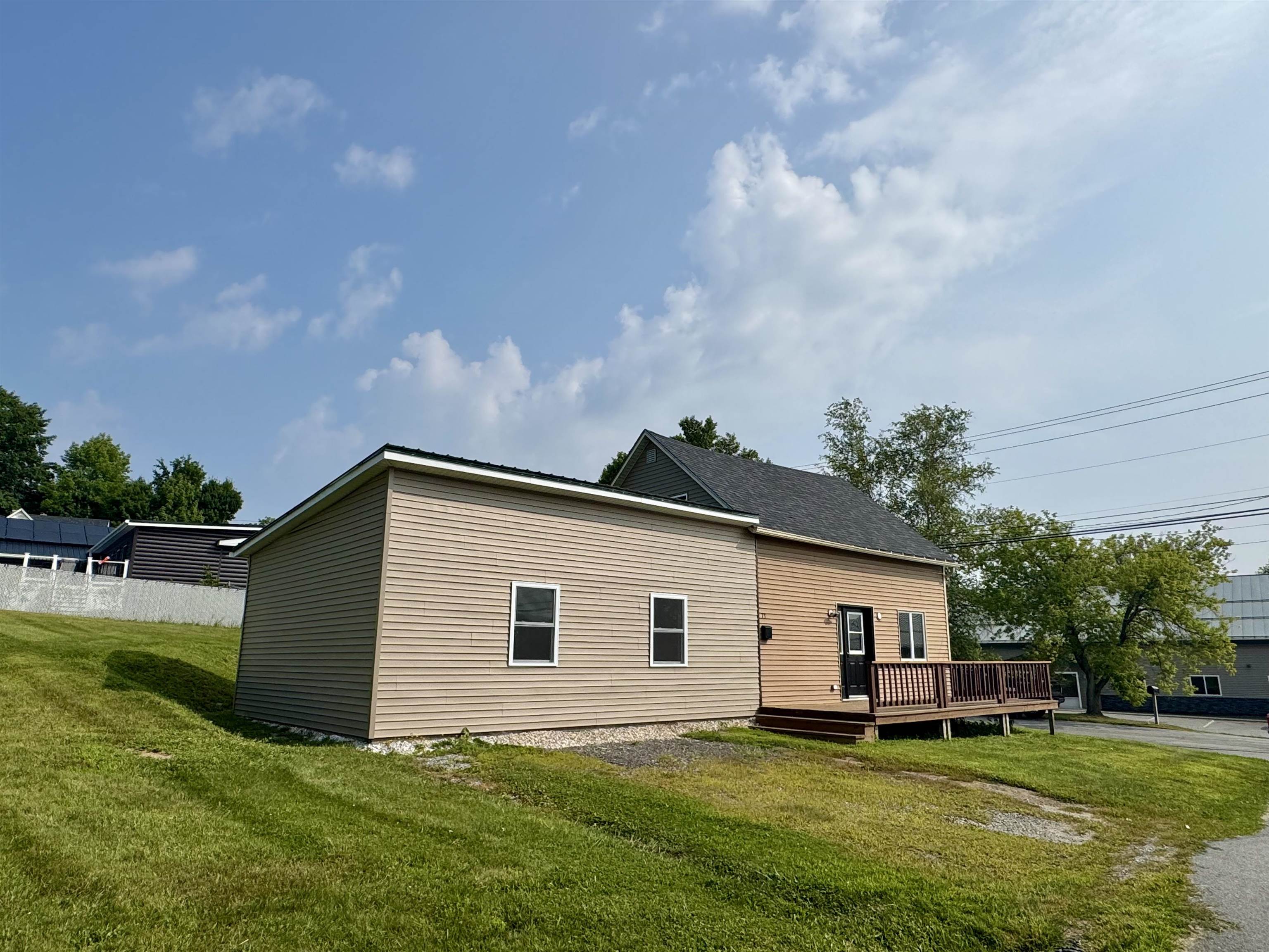 73 Pond Street Newport, VT 05855 - Photo 22 of 23