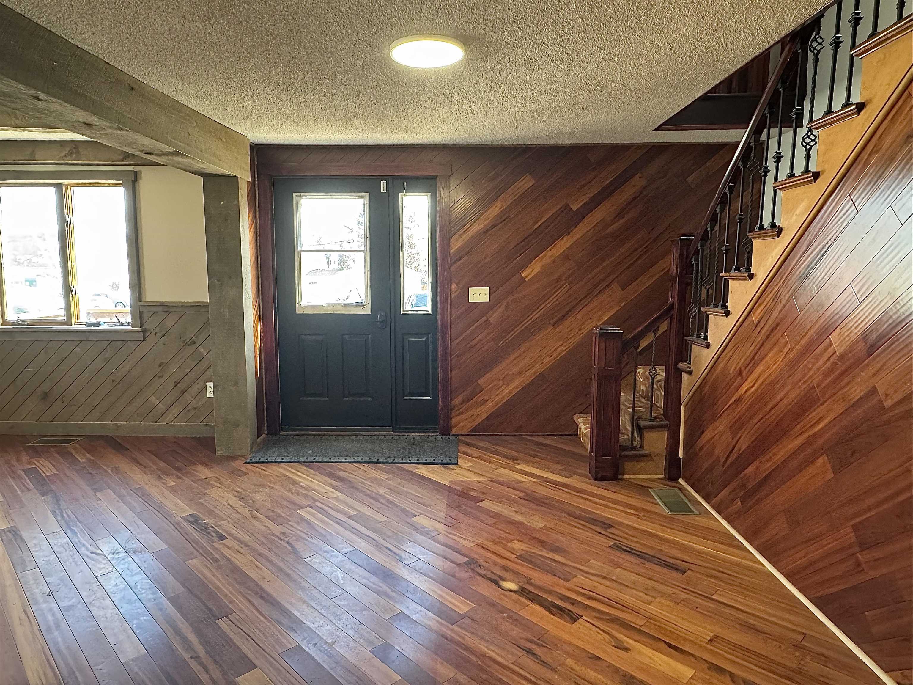 73 Pond Street Newport, VT 05855 - Photo 5 of 23