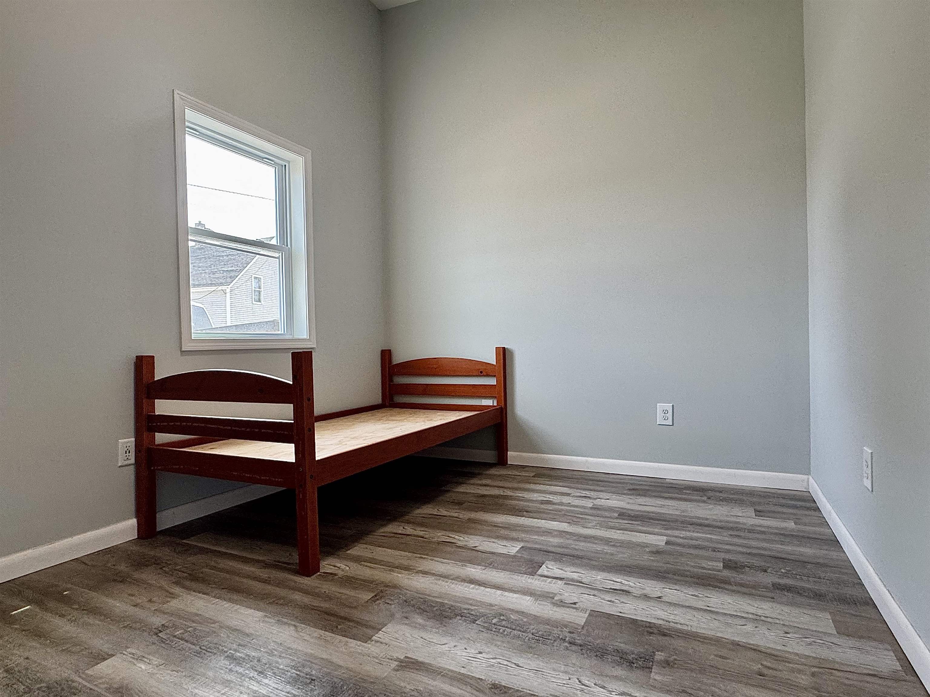 73 Pond Street Newport, VT 05855 - Photo 10 of 23