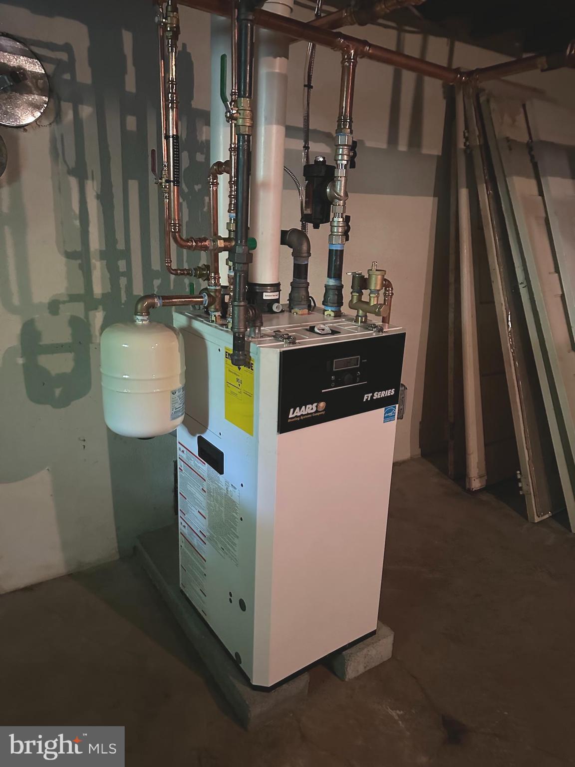352 Calvert Road Merion Station, PA 19066 - Photo 36 of 40 Installed July 2024 new 95% efficiency gas boiler+