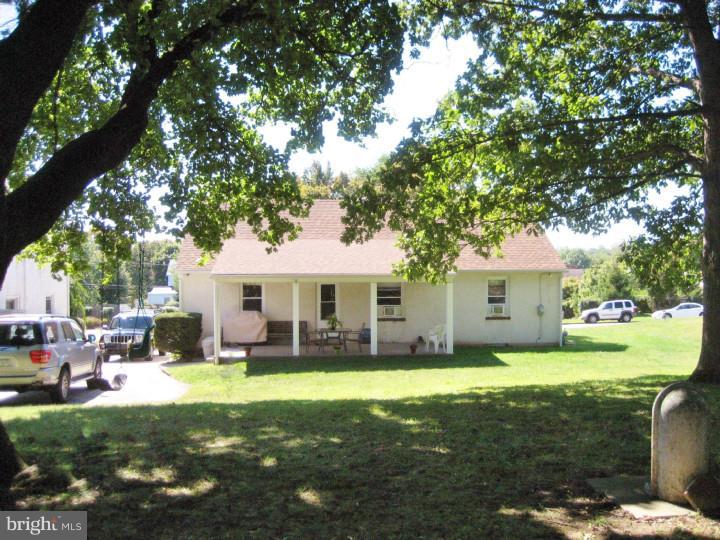 115 Gallagher Road Wayne, PA 19087 - Photo 13 of 16 Exterior Back