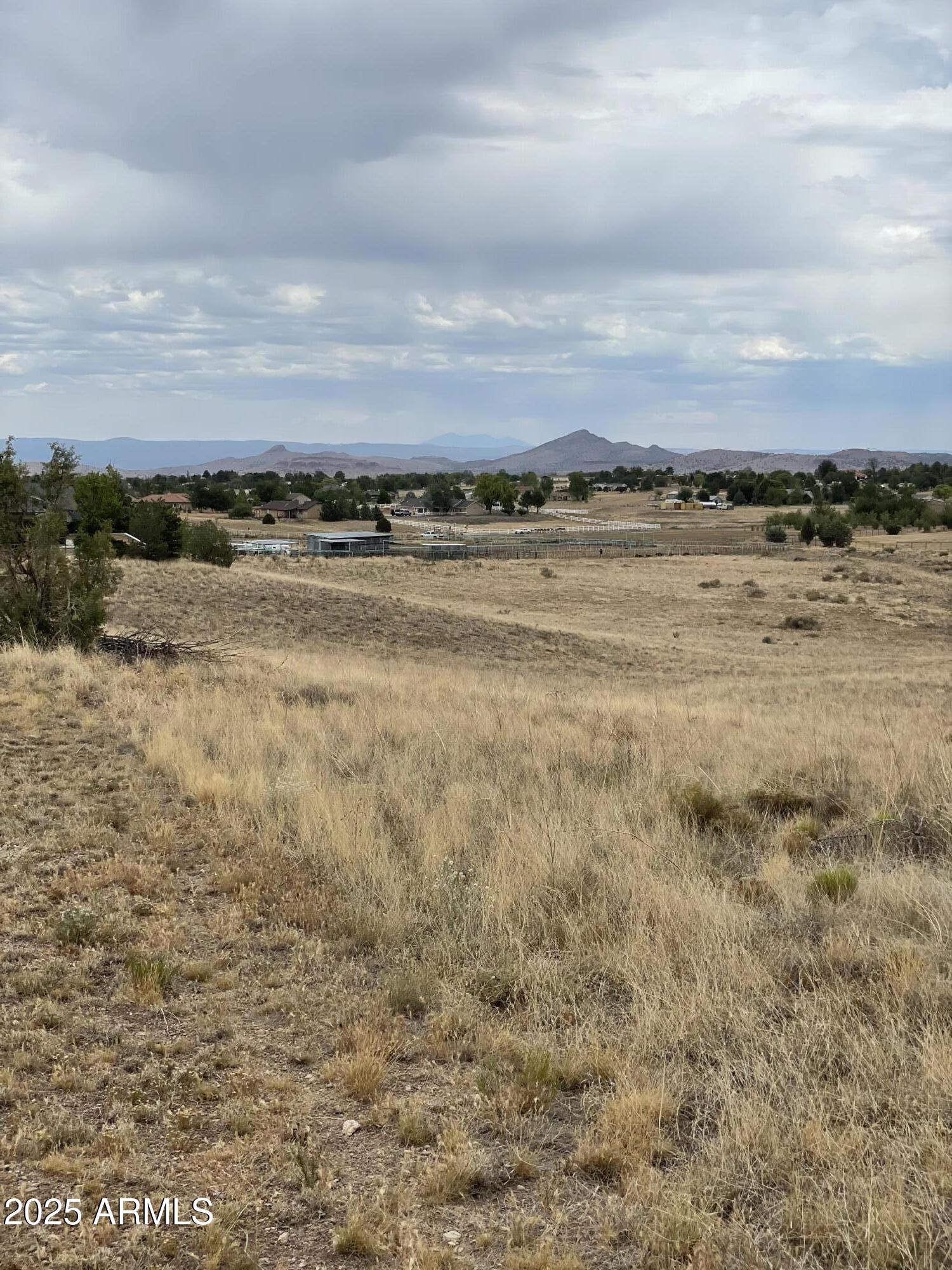 1875 Windmill Way Chino Valley, AZ 86323 - Photo 3 of 9