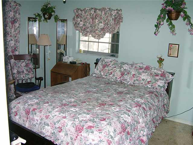 8565 Southeast Lyons Road Hobe Sound, FL 33455 - Photo 7 of 8 Gallery Image 7