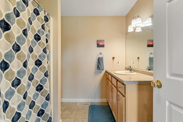 $420,000 | 13 Asia Lane, St. Albans, VT 05478