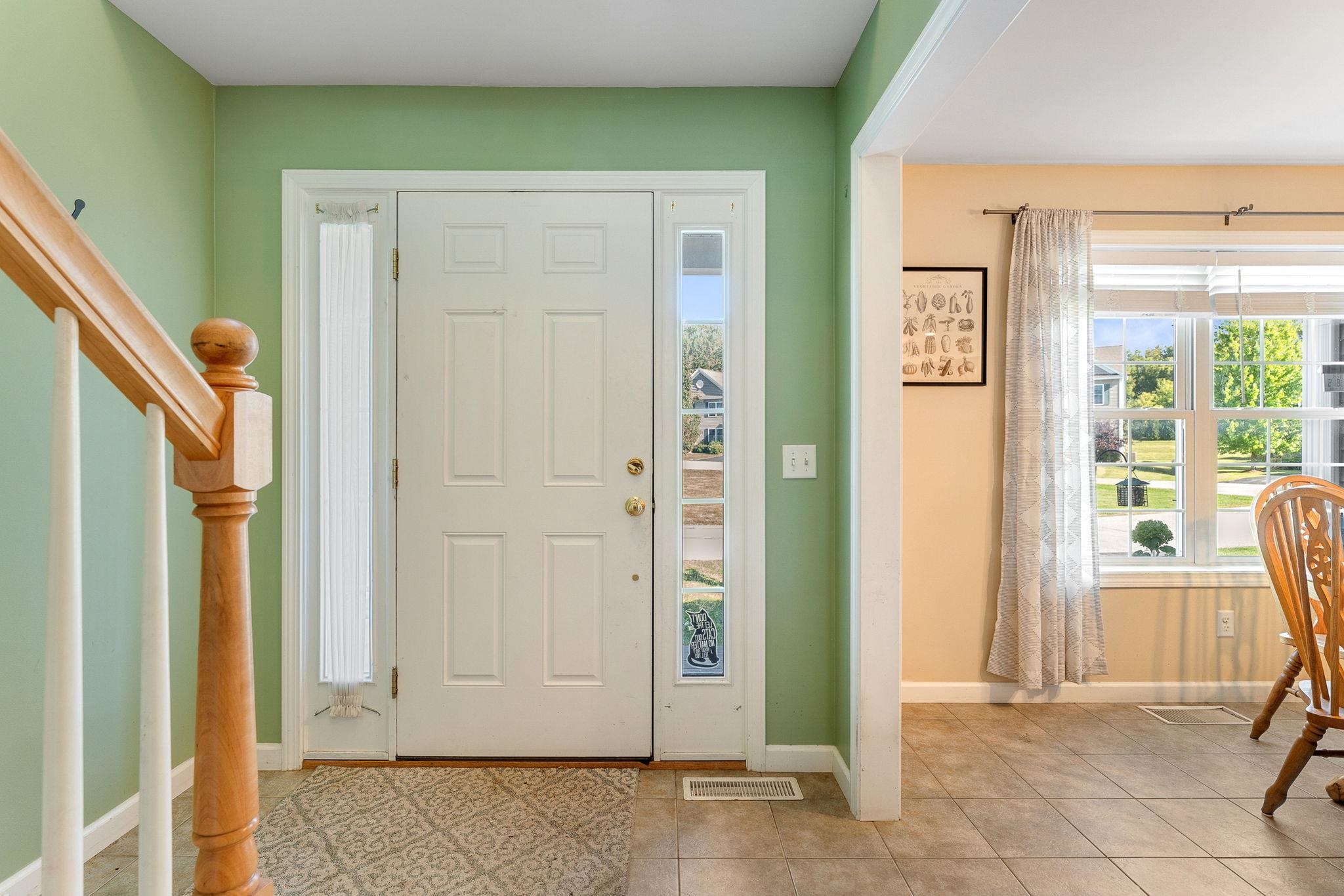 13 Asia Lane St. Albans, VT 05478 - Photo 3 of 45