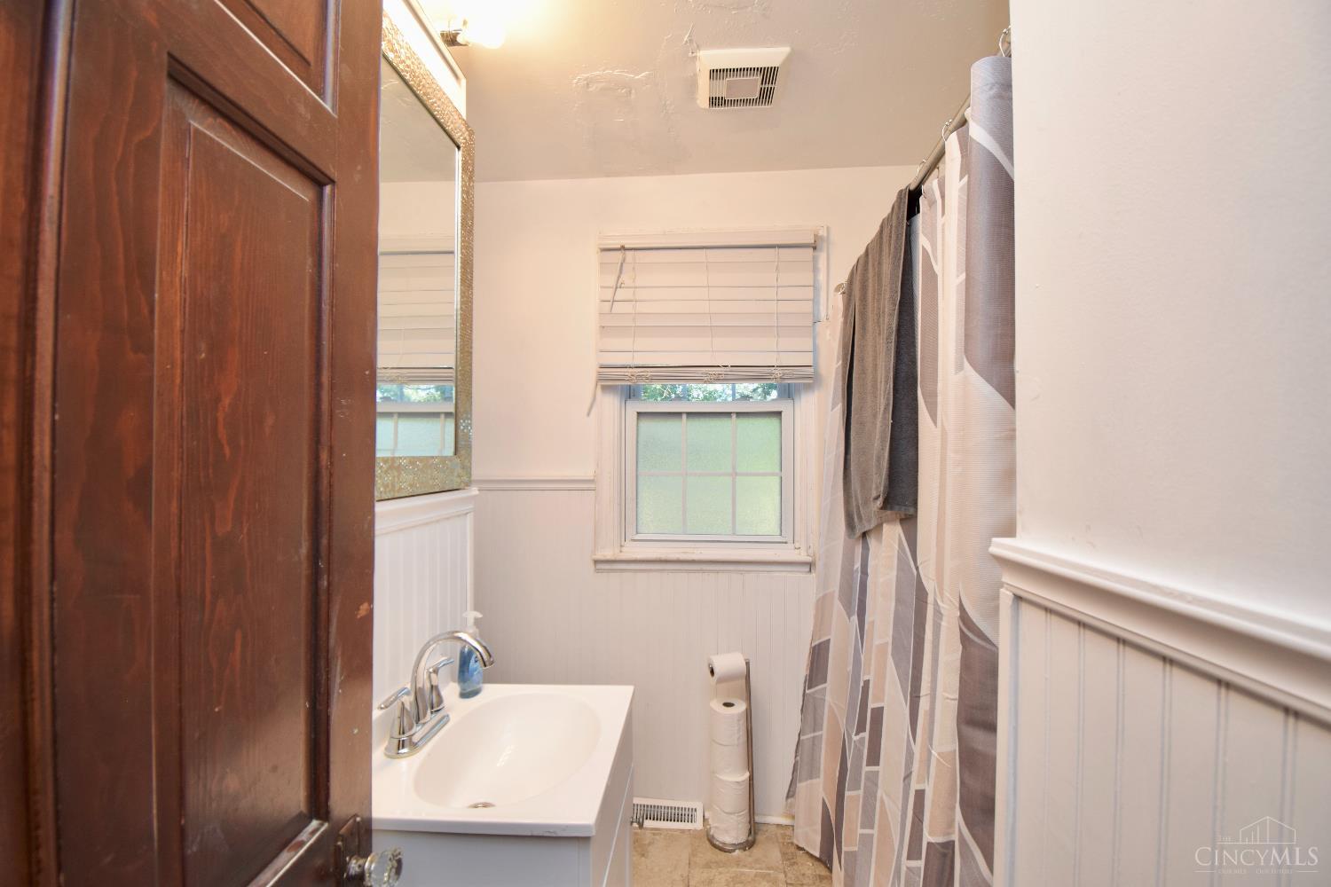 6306 West Fork Road Cincinnati, OH 45247 - Photo 24 of 39