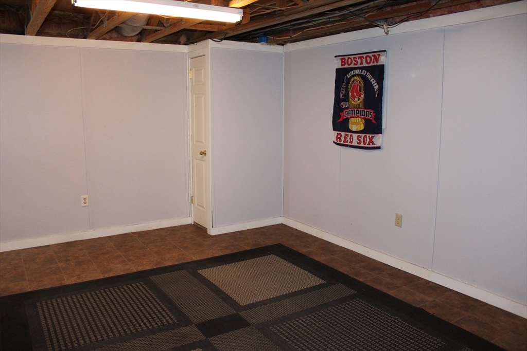 1430 Russell Road, Unit 24 Westfield, MA 01085 - Photo 11 of 12 Gallery Image 11