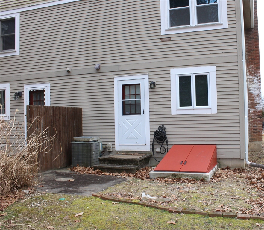 1430 Russell Road, Unit 24 Westfield, MA 01085 - Photo 12 of 12 Gallery Image 12