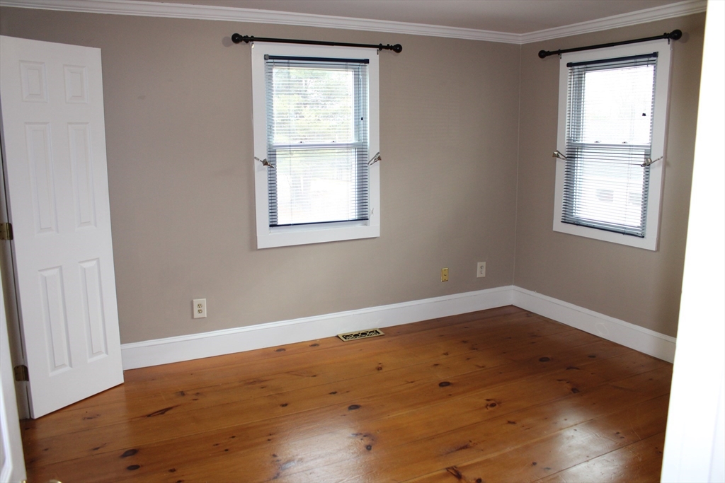 1430 Russell Road, Unit 24 Westfield, MA 01085 - Photo 6 of 12 Gallery Image 6