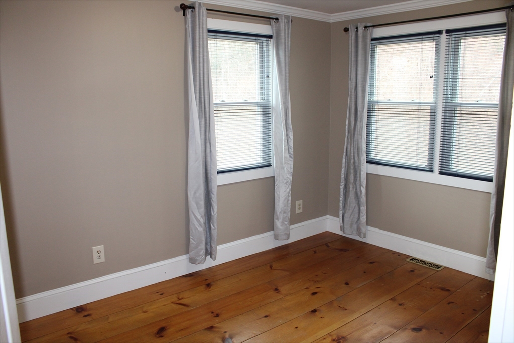 1430 Russell Road, Unit 24 Westfield, MA 01085 - Photo 8 of 12 Gallery Image 8