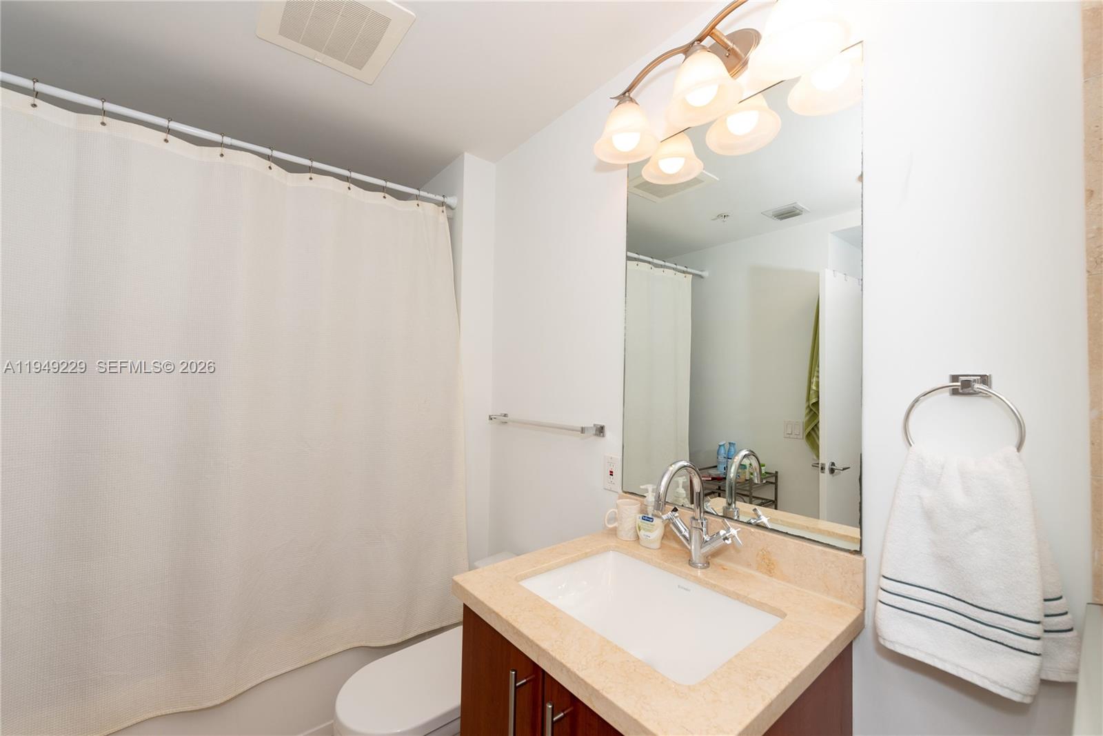 79 Southwest 12th Street, Unit 1911S Miami, FL 33130 - Photo 17 of 28