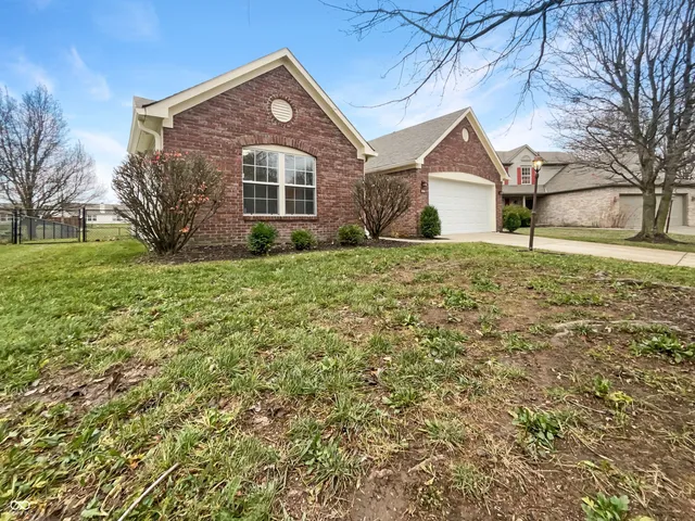 $268,000 | 2030 Coldwater Court, Indianapolis, IN 46239