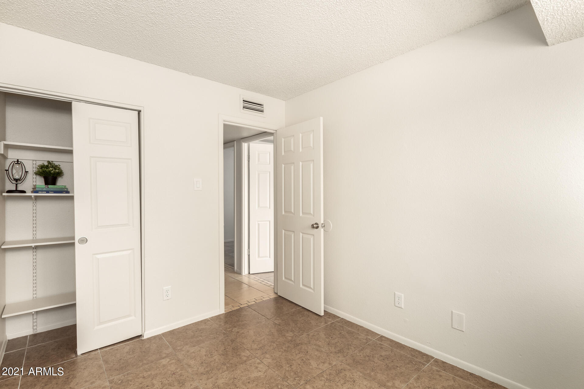 4010 West Camelback Road Phoenix, AZ 85019 - Photo 20 of 30 Closet #1