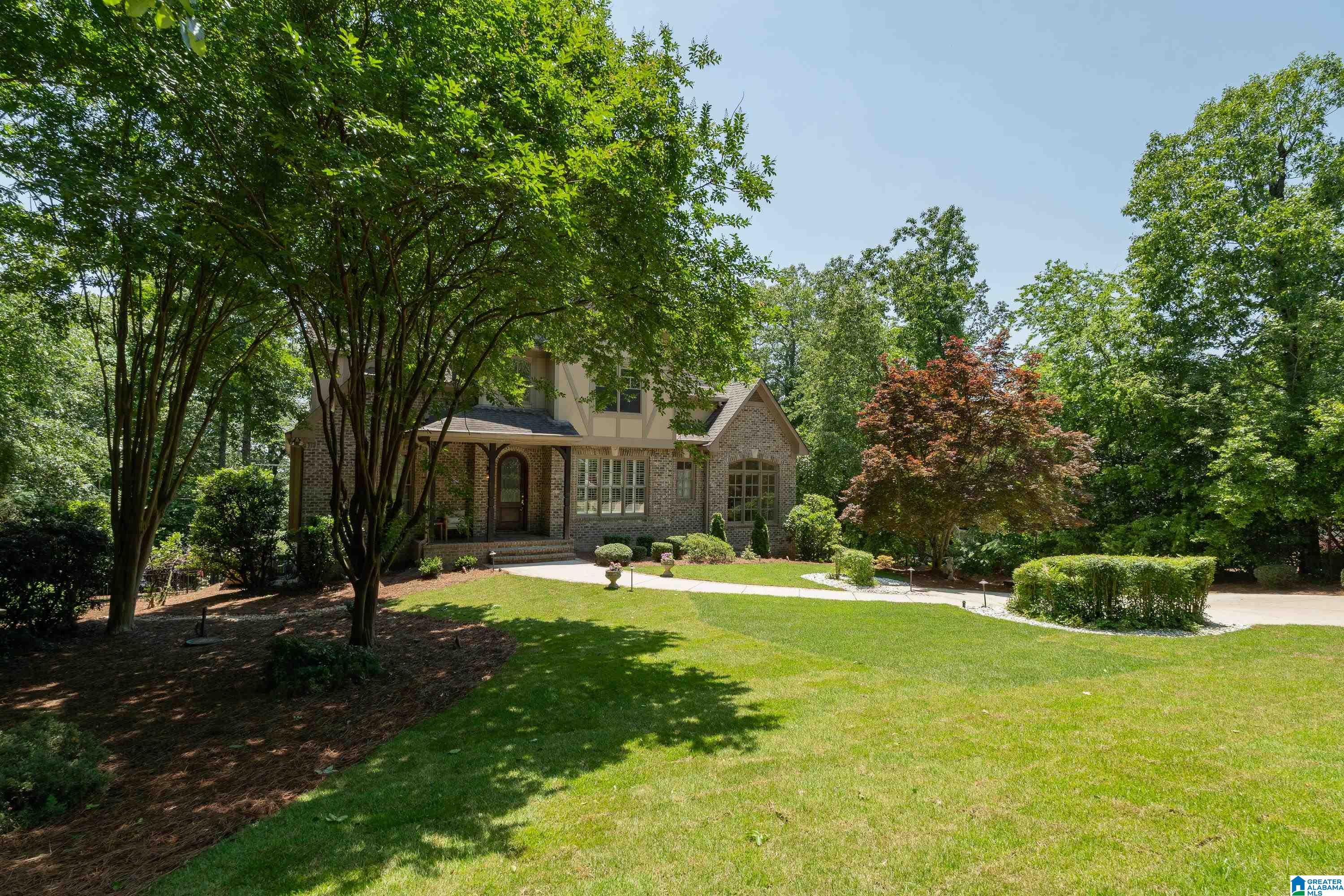 1901 Shades Crest Road Birmingham, AL 35216 - Photo 3 of 93