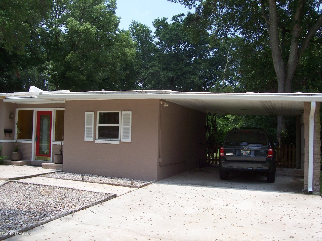 630 Glynlea Road Jacksonville, FL 32216 - Photo 19 of 19 SPACIOUS CARPORT