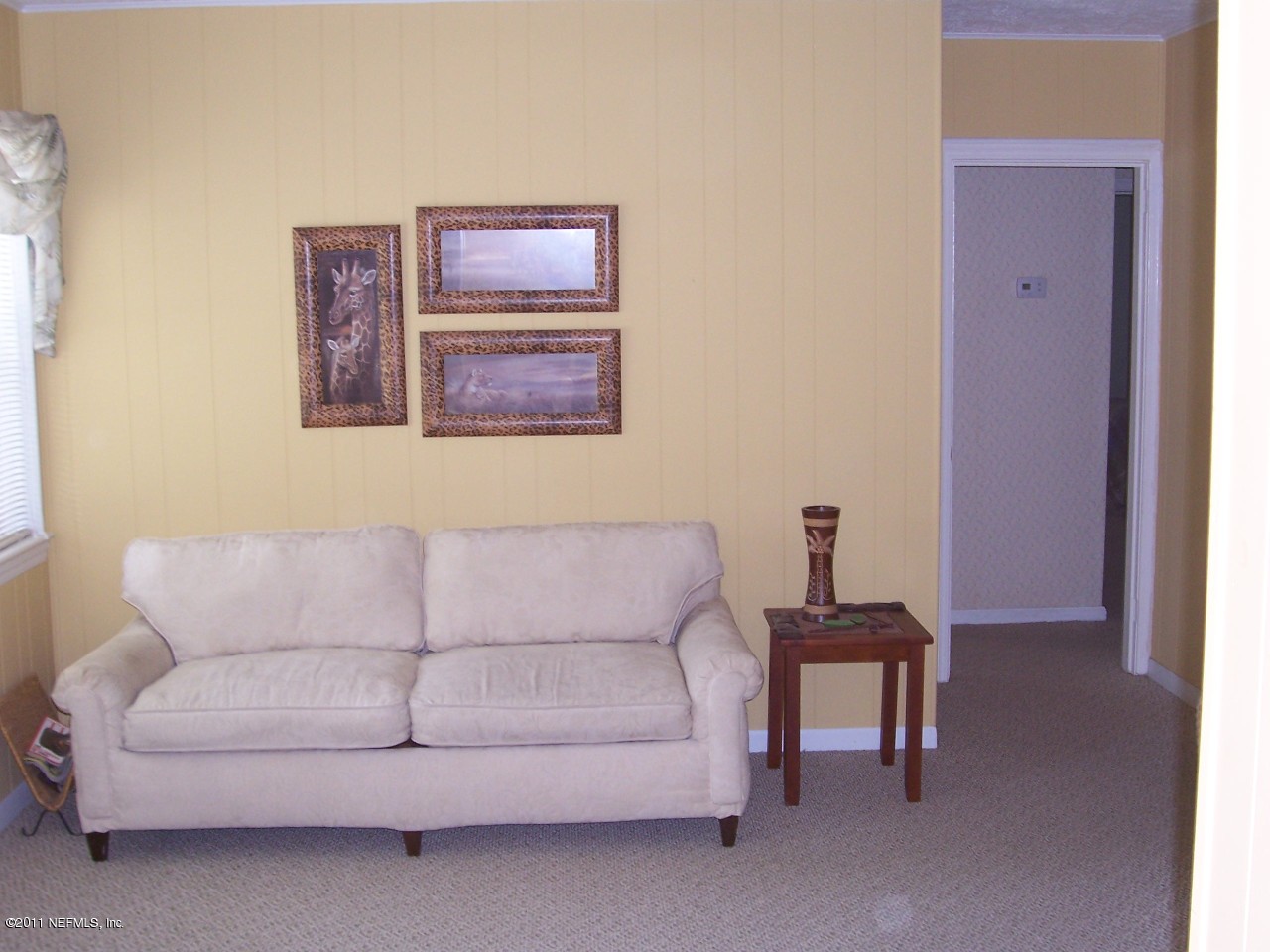 630 Glynlea Road Jacksonville, FL 32216 - Photo 7 of 19 LIVING ROOM-1