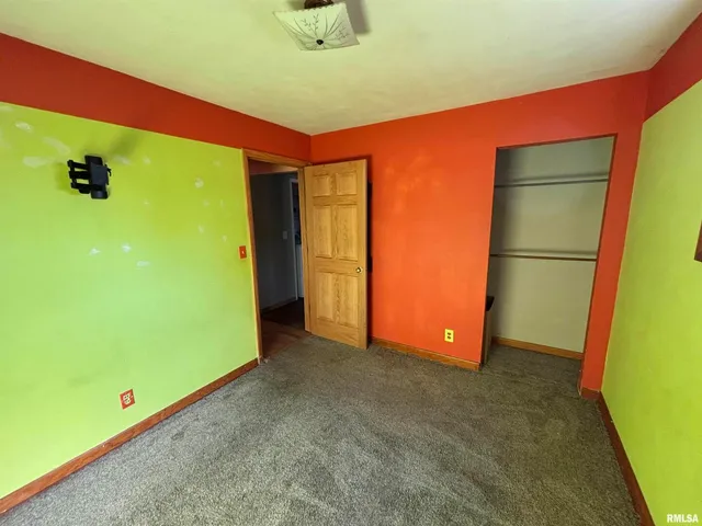 $190,000 | 3638-84 84th, Thomson, IL 61285