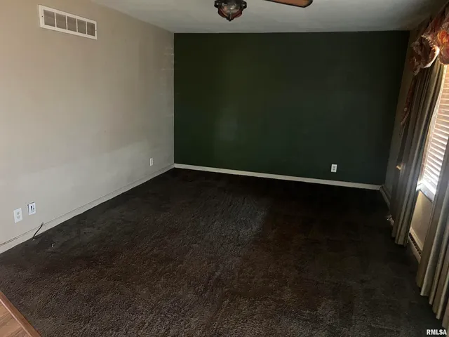 $190,000 | 3638-84 84th, Thomson, IL 61285