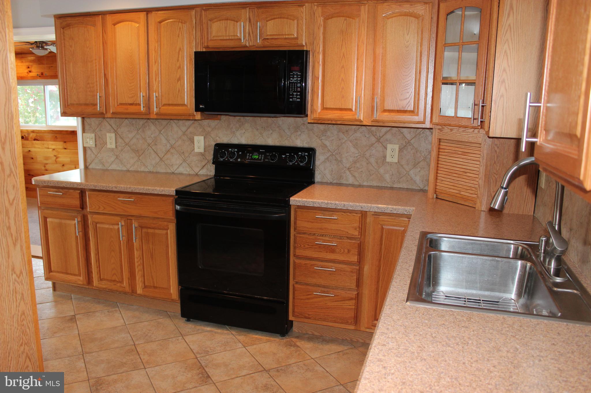 641 Jefferson Street Riverside, NJ 08075 - Photo 10 of 26