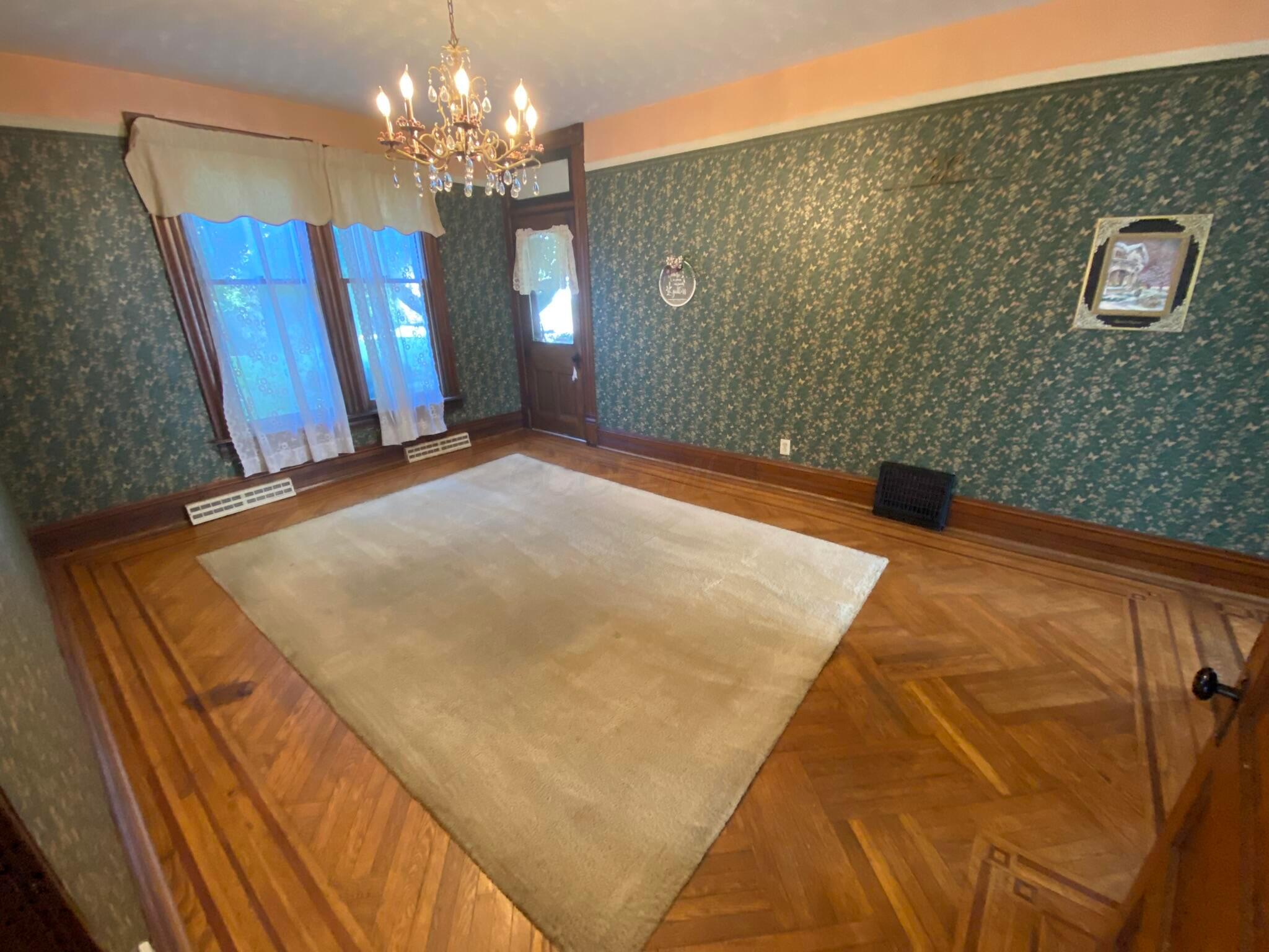 815 Chestnut Street Dresden, OH 43821 - Photo 2 of 14 IMG_1257