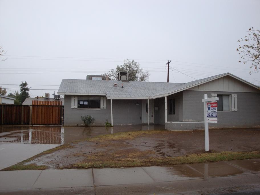 6013 West Cheery Lynn Road Phoenix, AZ 85033 - Photo 1 of 6 Front