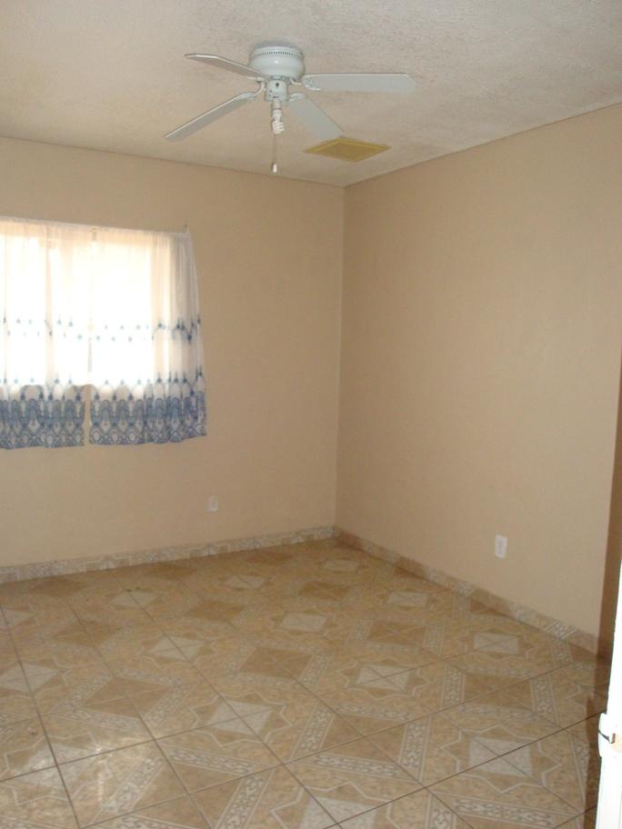 6013 West Cheery Lynn Road Phoenix, AZ 85033 - Photo 4 of 6 Master