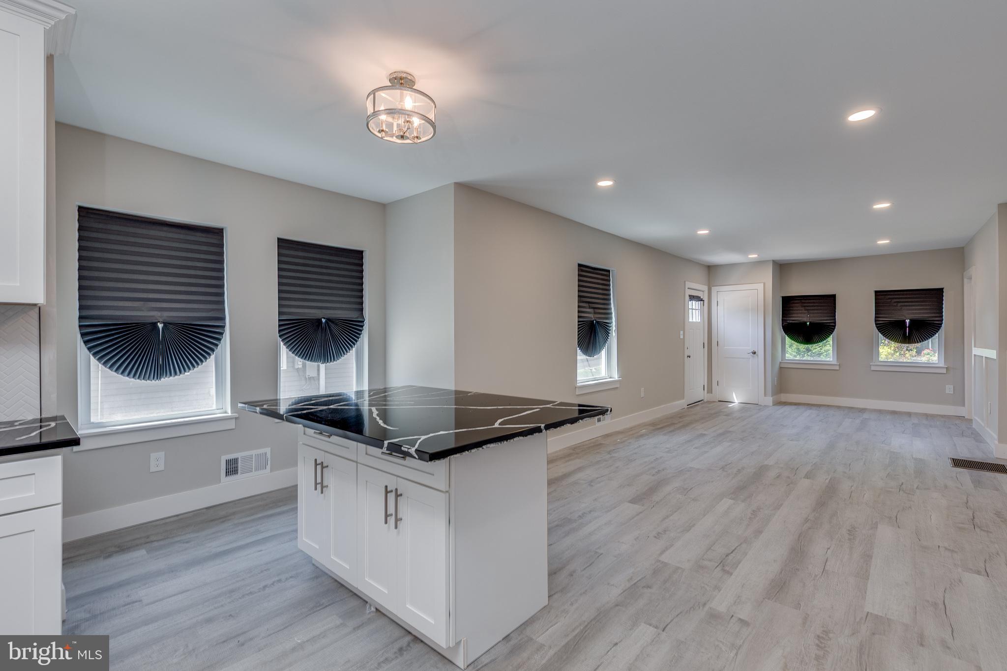 36 Atlantic Avenue Clementon, NJ 08021 - Photo 9 of 46