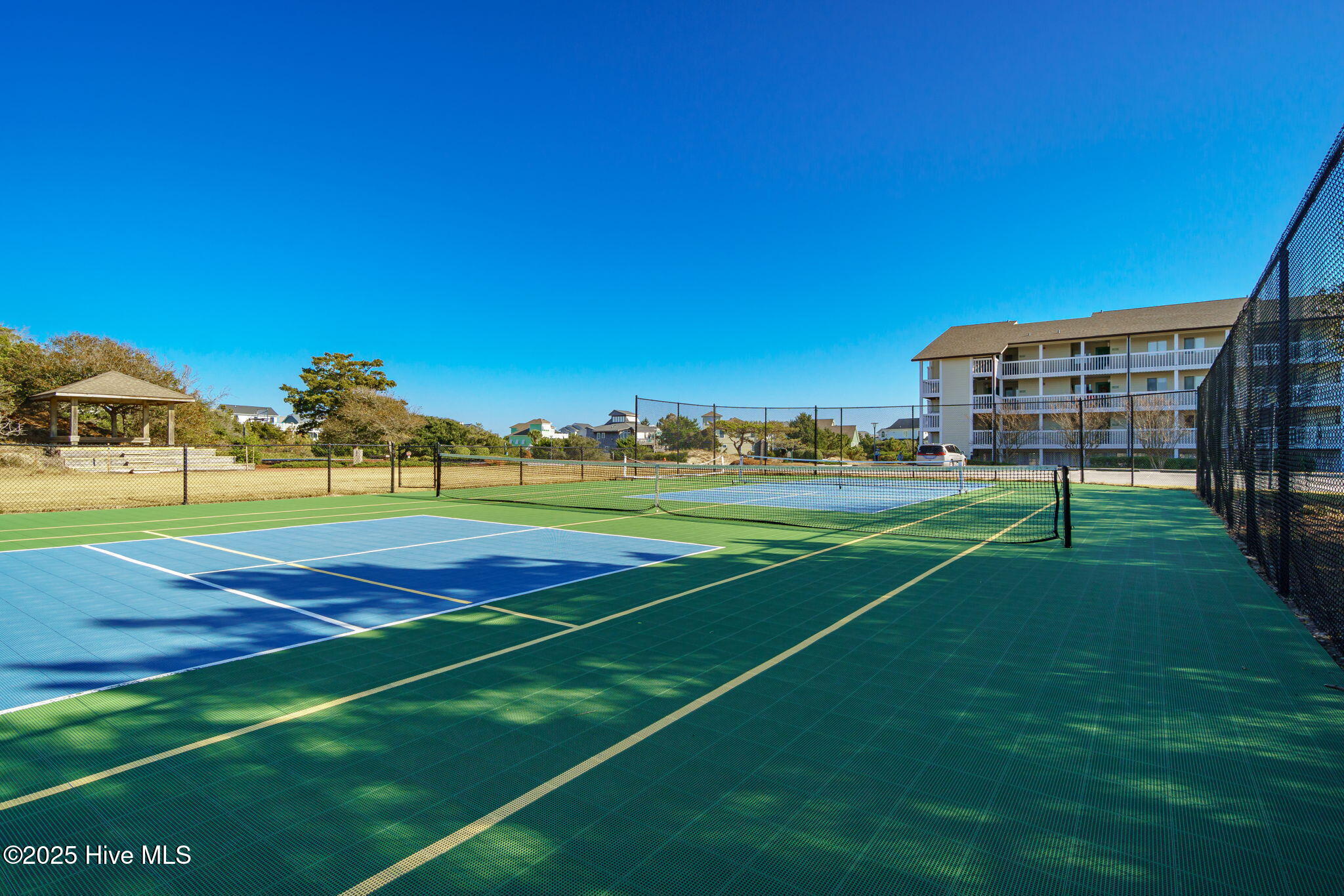 10300 Coast Guard Road, Unit C103 POINT EMERALD VILLAS Emerald Isle, NC 28594 - Photo 39 of 44 Tennis & pickleball courts