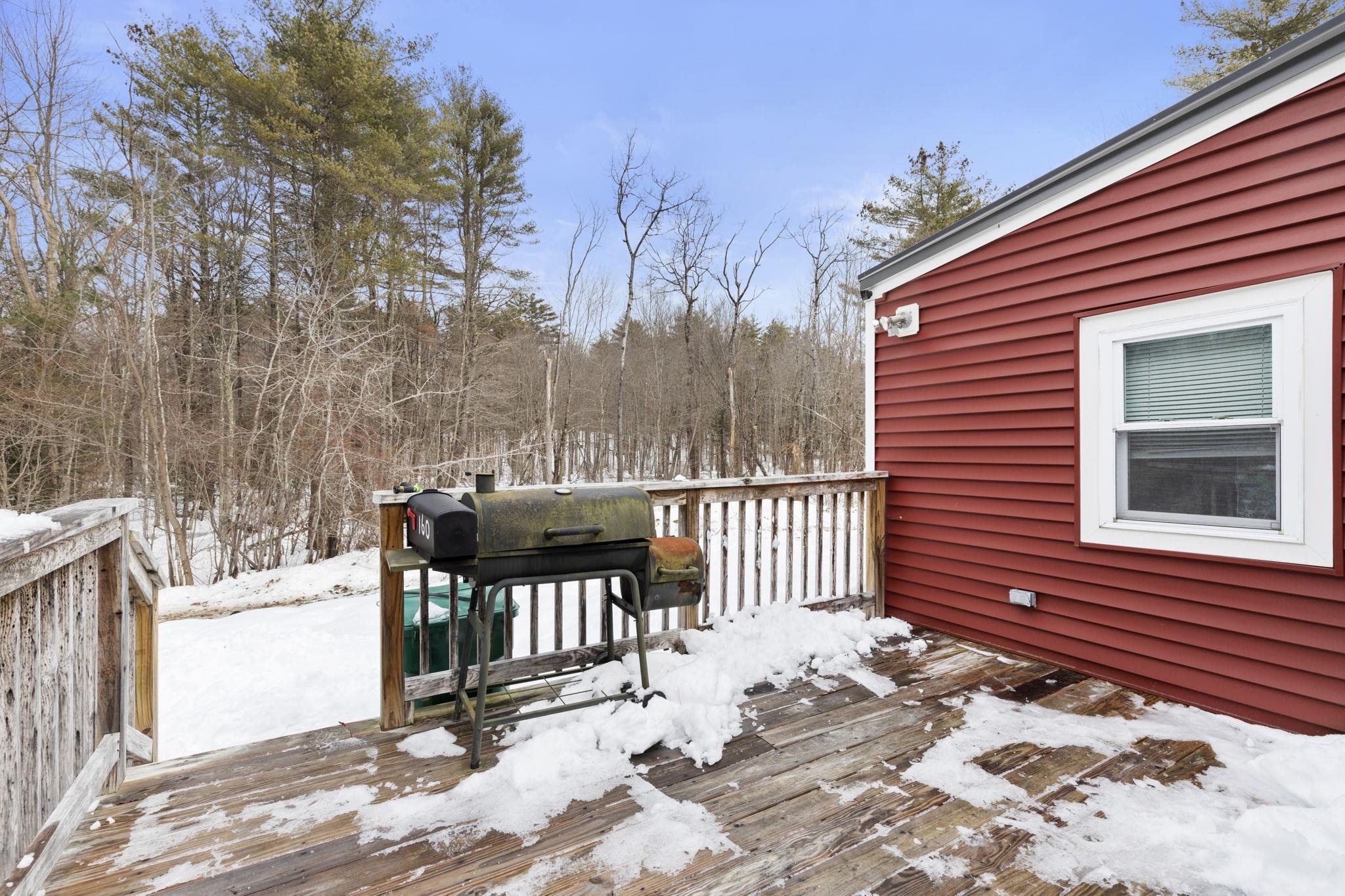 160 Stoneham Road Wakefield, NH 03872 - Photo 3 of 22