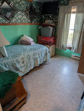$55,000 | 20 Fiske Place, Claremont, NH 03743