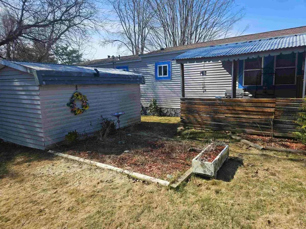 $55,000 | 20 Fiske Place, Claremont, NH 03743