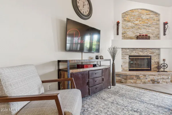 $8,000 | 27231 North 47th Street, Cave Creek, AZ 85331