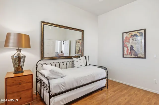 $5,000 | 27231 North 47th Street, Cave Creek, AZ 85331